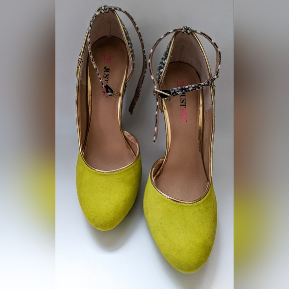 Just Fab Wedge Heels - Picture 2 of 5